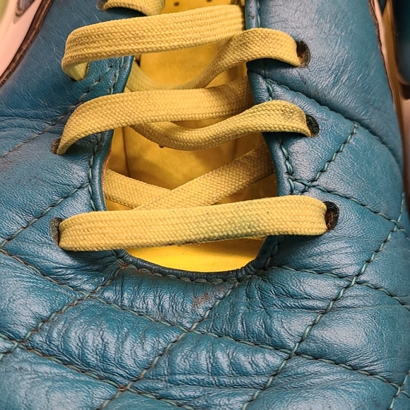 Nike soccer cleats/futbol boots - Picture 13 of 15